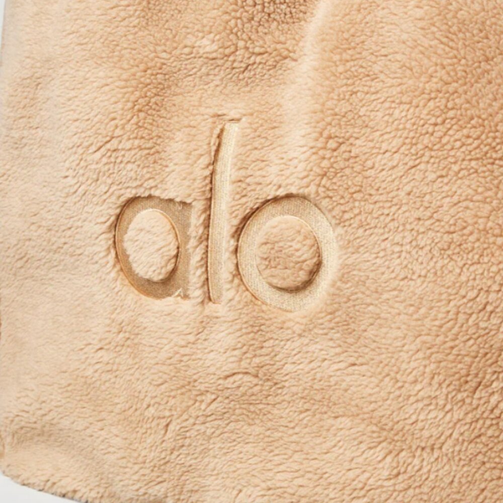 LIKE NEW ALO Foxy Sherpa Tote, Camel - Picture 5 of 5